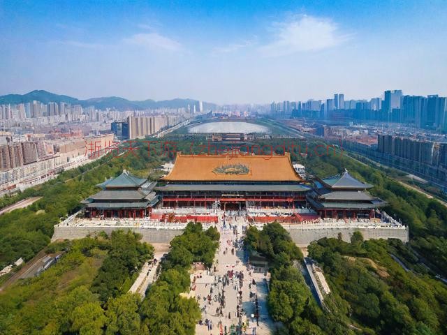 五一河南景区免票热潮下如何高效限流确保游客体验与安全 第1张 五一河南景区免票热潮下如何高效限流确保游客体验与安全 第1张